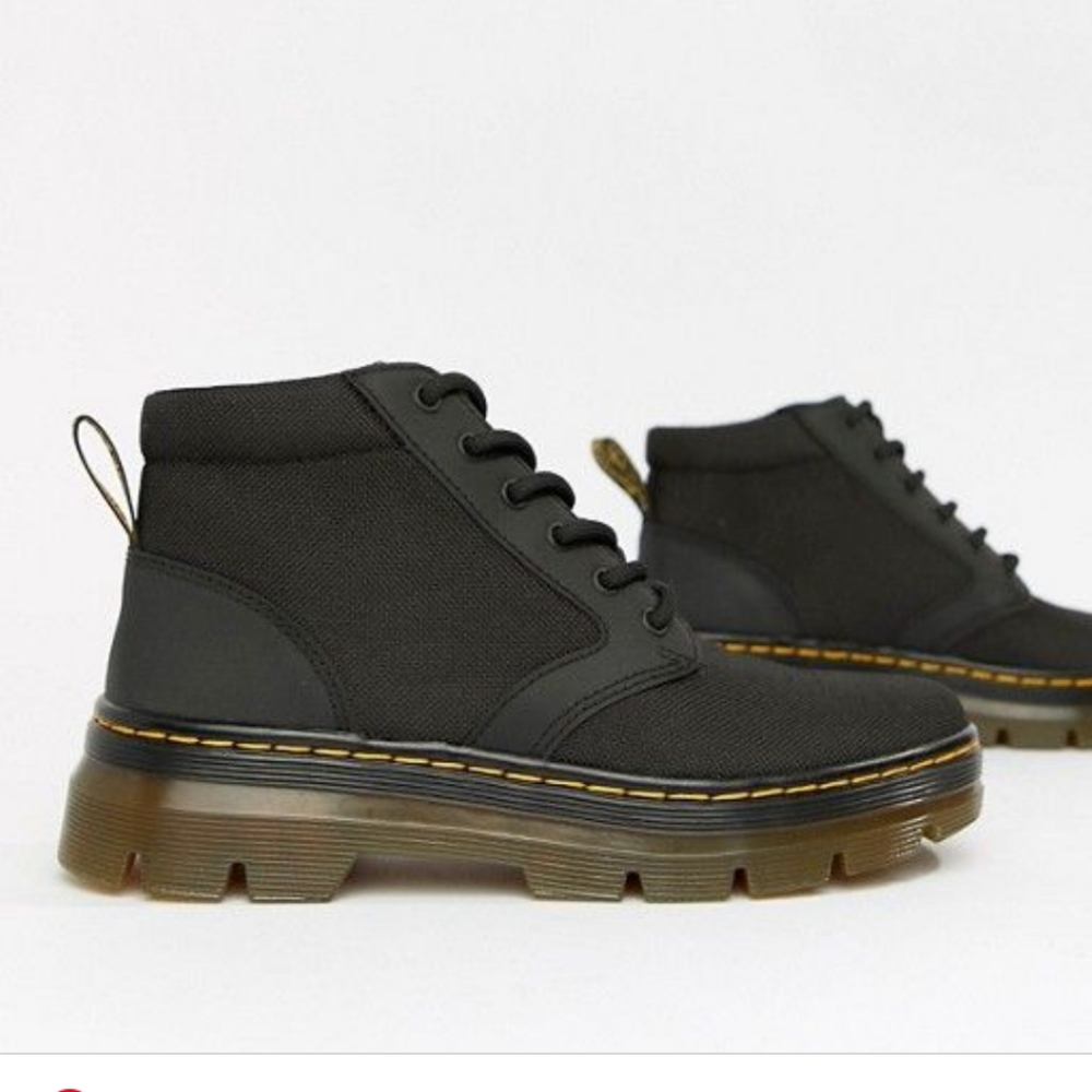 Dr. Martens Bonny II Chukka 5-Eye Boot Size 6